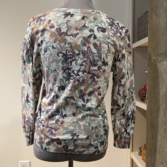 Banana republic floral cardigan, size medium - Picture 4 of 7